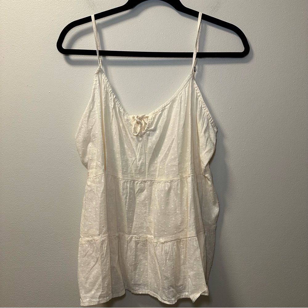 Old Navy Women’s Cream Sleeveless Tie Neck Tiered Hem Top Sz M